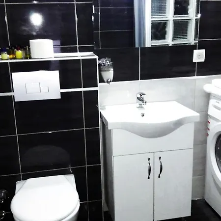 Lux Aprtman * Leskovac (Jablanica)